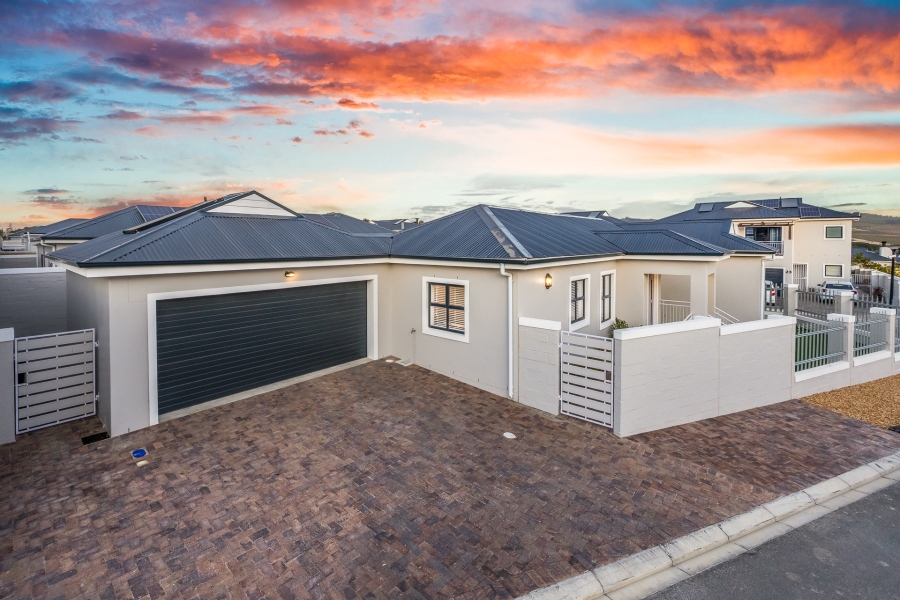3 Bedroom Property for Sale in Brackenfell South Western Cape